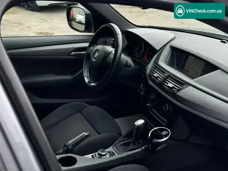 BMW X1 2012, фото з оголошення 2 з 21, VIN WBAVP31090VT07569