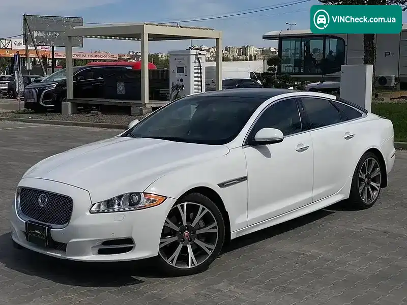 Jaguar XJ 2015, фото з оголошення 2 з 21, VIN SAJWJ1CD3F8V89374
