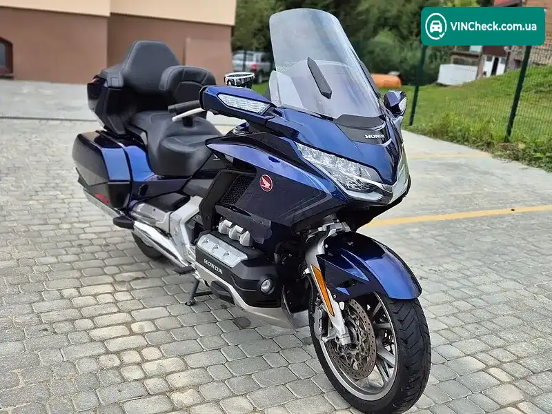 Honda GL 1800 Gold Wing Tour 2018, фото з оголошення 2 з 16, VIN JH2SC795XJK004030