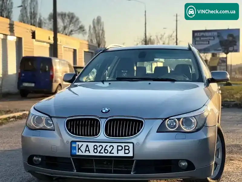 BMW 5 Series 2007, фото з оголошення 1 з 9, VIN WBANL51070CN09023