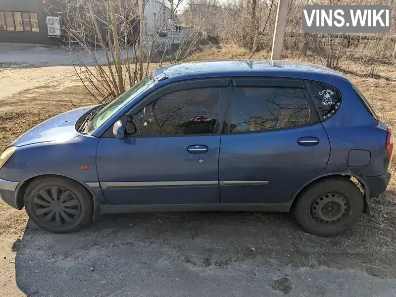 Daihatsu Sirion 2000, фото з оголошення 1 з 5, VIN JDAM100S000509276