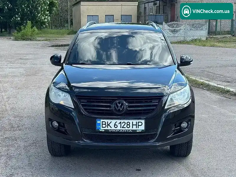 Volkswagen Tiguan 2010, фото з оголошення 2 з 20, VIN WVGBV7AXXBW502802
