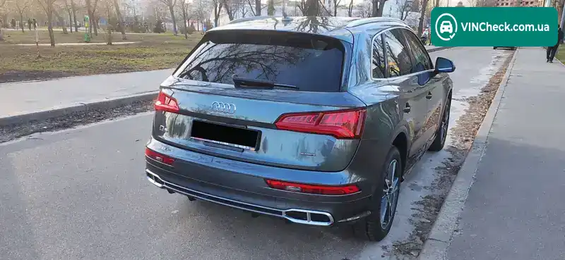 Audi Q5 2019, фото з оголошення 2 з 21, VIN WA1E2AFY7L2043529