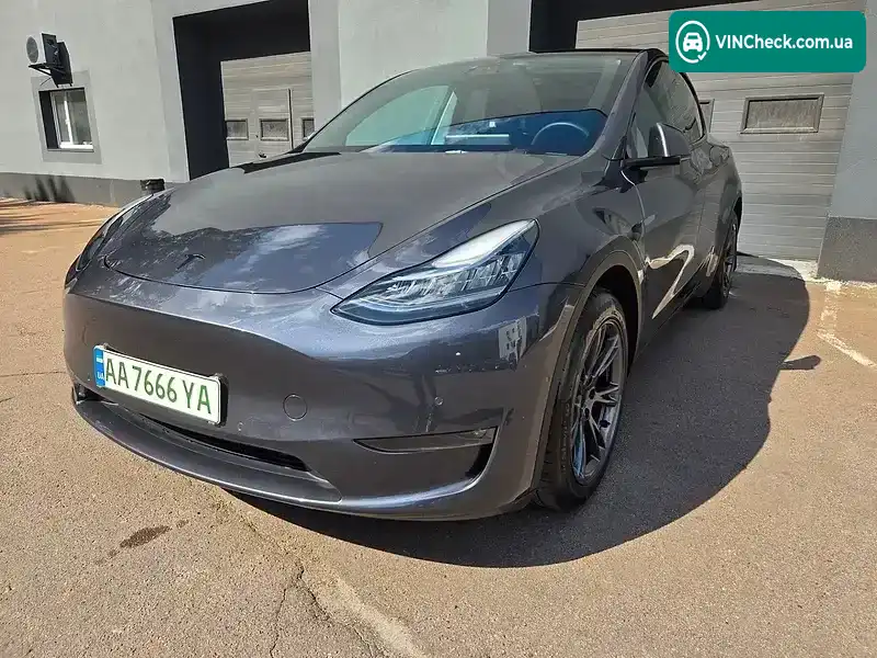 Tesla Model Y 2022, фото з оголошення 2 з 11, VIN 7SAYGDEEXNF368790