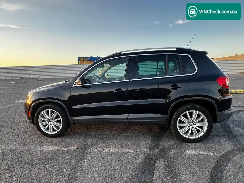 Volkswagen Tiguan 2009, фото з оголошення 2 з 20, VIN WVGBV7AX0AW001089