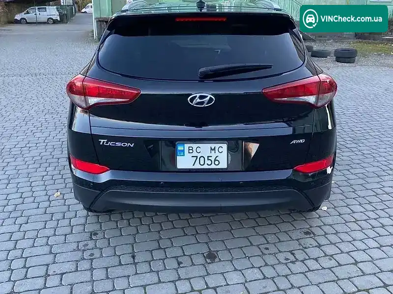 Hyundai Tucson 2016, фото з оголошення 2 з 10, VIN KM8J3CA43HU289776