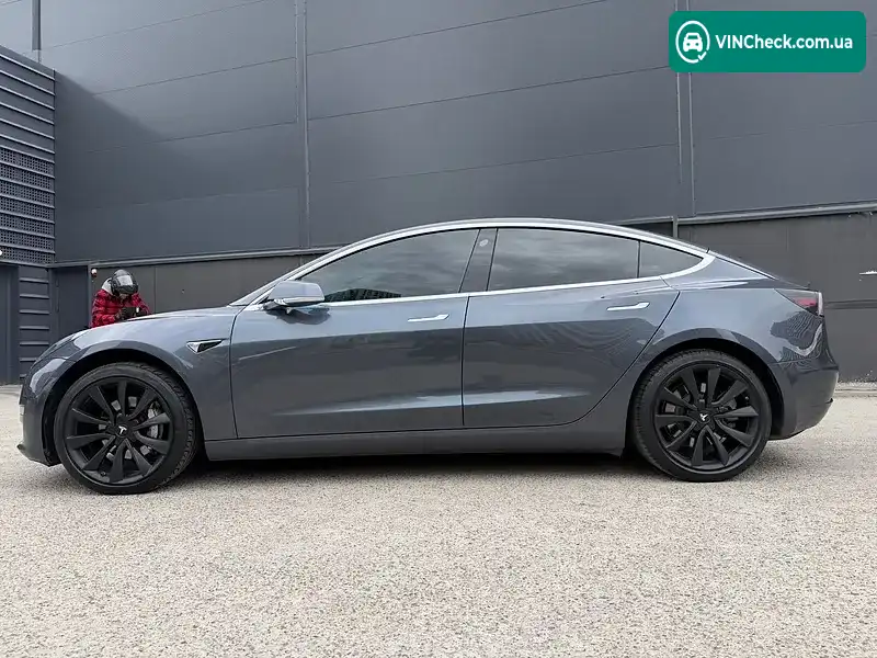 Tesla Model 3 2019, фото з оголошення 2 з 20, VIN 5YJ3E1EBXKF386915