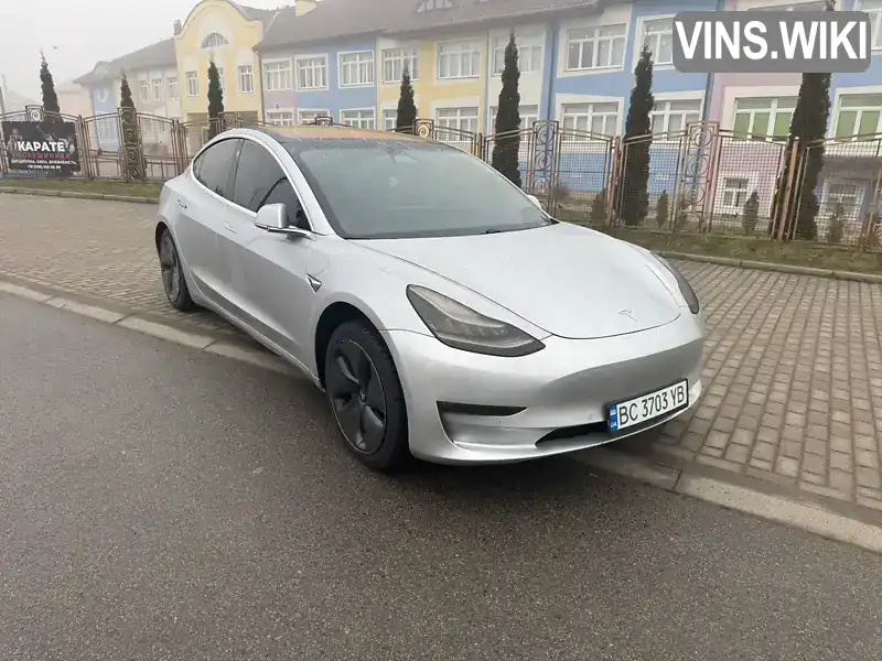 Tesla Model 3 2018, фото з оголошення 1 з 18, VIN 5YJ3E1EB7JF104440
