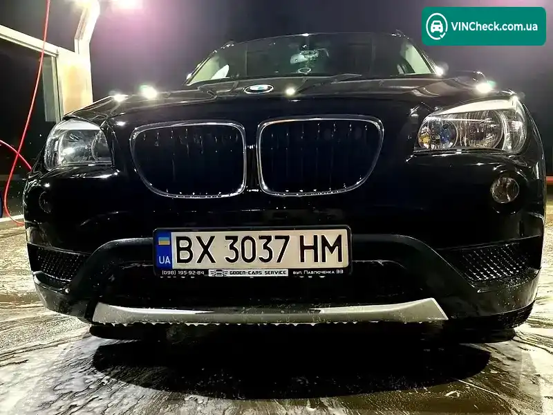 BMW X1 2012, фото з оголошення 1 з 21, VIN WBAVM1C5XDVW41394