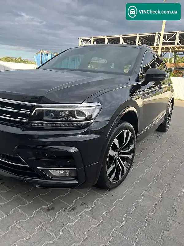 Volkswagen Tiguan 2019, фото з оголошення 1 з 20, VIN 3VV4B7AX1KM167758