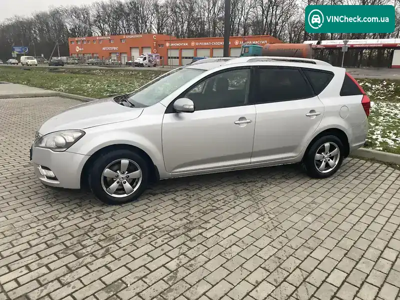 Kia Ceed 2010, фото з оголошення 2 з 9, VIN U5YHC816AAL163660