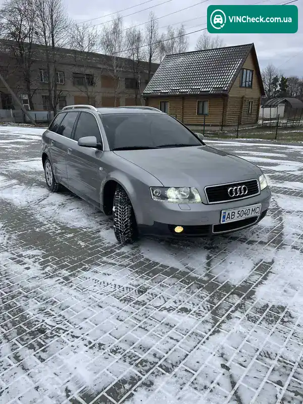 Audi A4 2002, фото з оголошення 2 з 8, VIN WAUZZZ8E73A159336