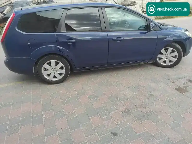 Ford Focus 2010, фото з оголошення 2 з 11, VIN WF0SXXGCDSAB06173