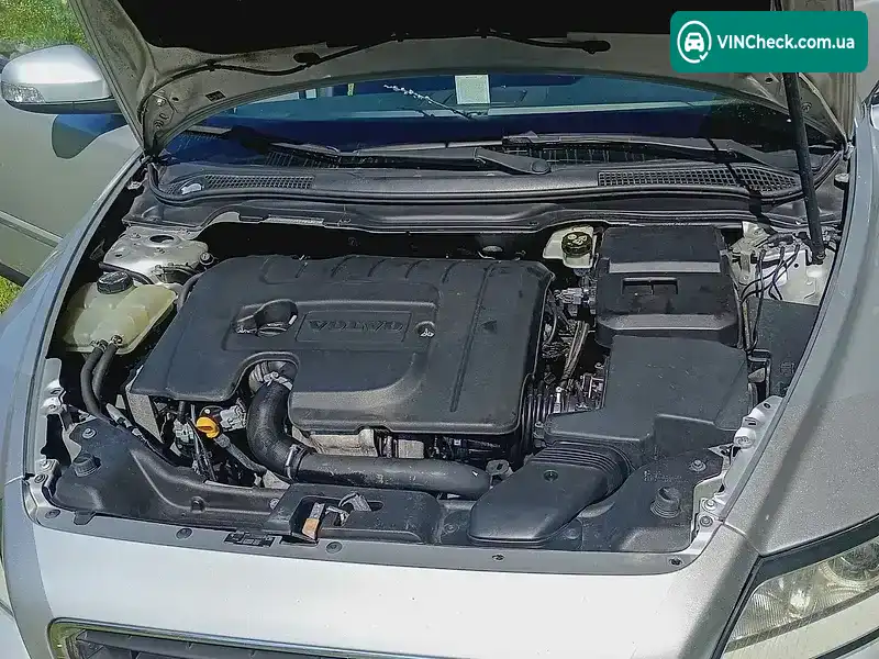 Volvo V50 2010, фото з оголошення 2 з 20, VIN YV1MW76F2A2554841