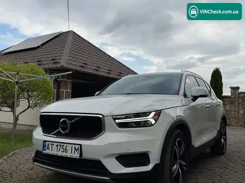Volvo XC40 2019, фото з оголошення 1 з 18, VIN YV4162UK0L2265646