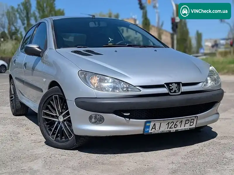 Peugeot 206 2008, фото з оголошення 2 з 20, VIN NAAP23FG18JX02211