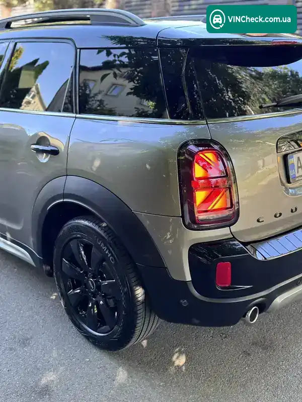 MINI Countryman 2017, фото з оголошення 1 з 21, VIN WMWYU1100J3D18342