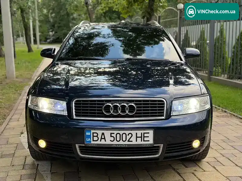 Audi A4 2003, фото з оголошення 2 з 11, VIN WAUZZZ8E94A108017
