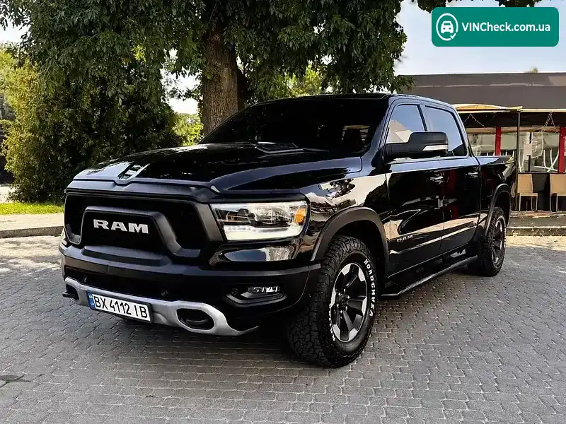Ram 1500 2018, фото з оголошення 1 з 17, VIN 1C6SRFLT7KN687112