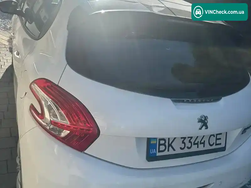 Peugeot 208 2014, фото з оголошення 2 з 9, VIN VF3CC8HP0ET068134