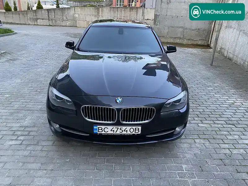BMW 5 Series 2012, фото з оголошення 2 з 20, VIN WBAFU7C57CDU59647