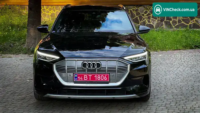 Audi e-tron 2020, фото з оголошення 2 з 20, VIN WAUZZZGE6LB012906