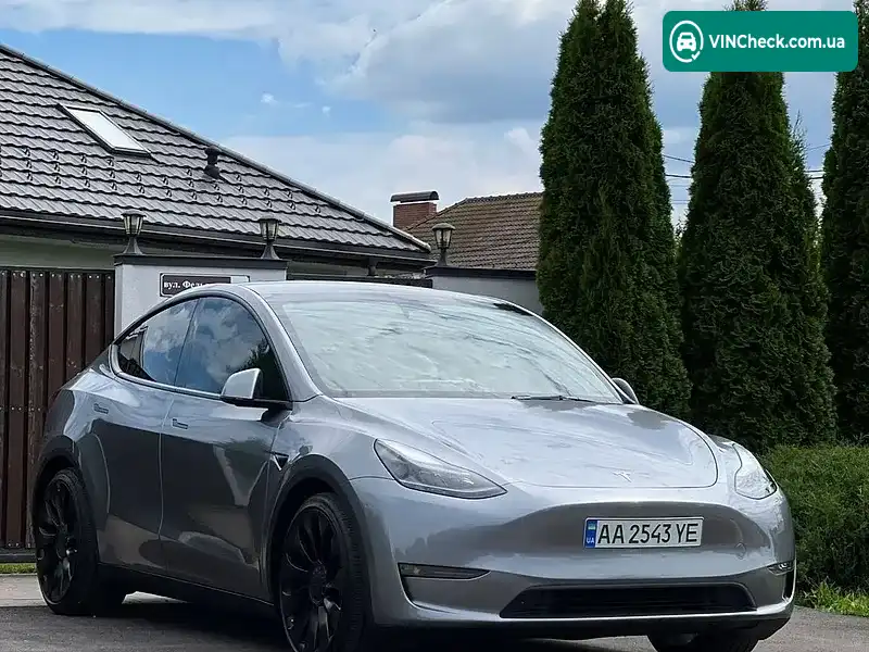 Tesla Model Y 2024, фото з оголошення 1 з 13, VIN 7SAYGDEF2RA322351