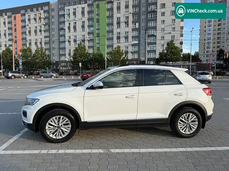 Volkswagen T-Roc 2020, фото з оголошення 2 з 20, VIN WVGZZZA1ZMV034495