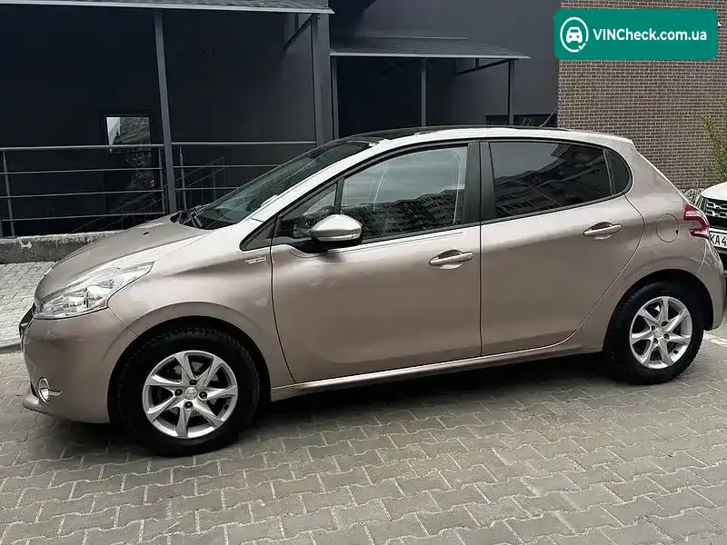 Peugeot 208 2014, фото з оголошення 1 з 11, VIN VF3CCHMZ0ET035277