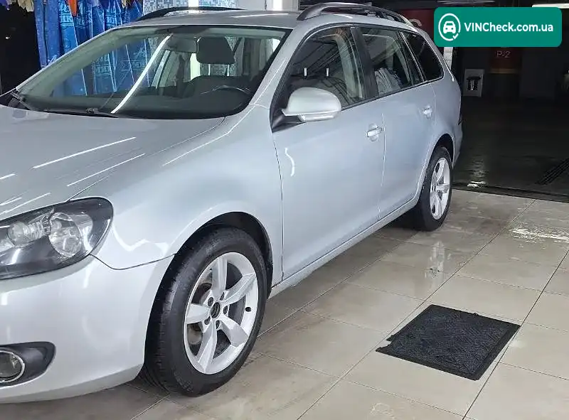 Volkswagen Golf 2010, фото з оголошення 1 з 15, VIN WVWZZZ1KZBM626518