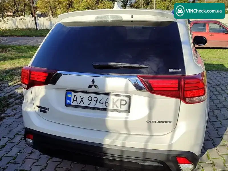 Mitsubishi Outlander 2018, фото з оголошення 1 з 19, VIN JA4AZ3A35KZ026817