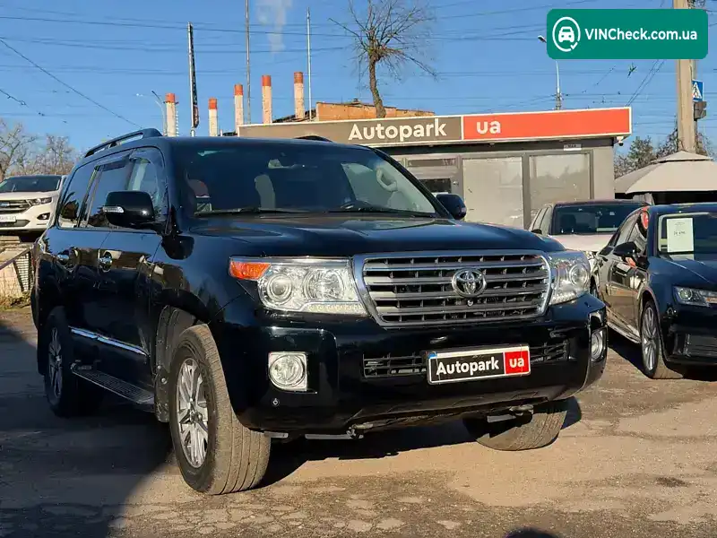Toyota Land Cruiser 2015, фото з оголошення 2 з 21, VIN JTMCV05J504168385