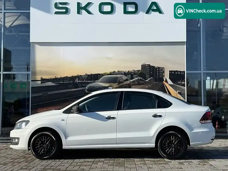 Volkswagen Polo 2019, фото з оголошення 2 з 19, VIN XW8ZZZ61ZLG018881