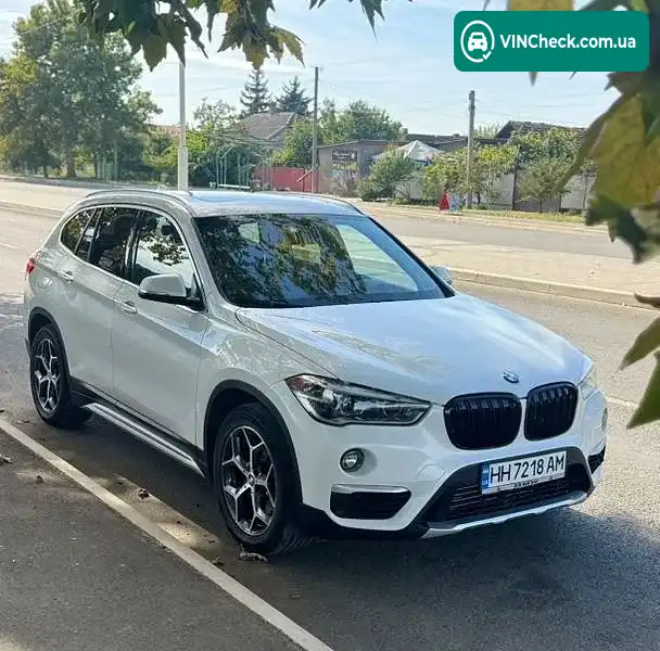 BMW X1 2018, фото з оголошення 2 з 20, VIN WBXHU7C31J5L06184