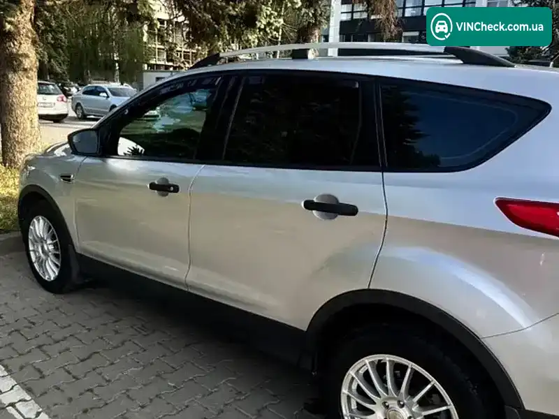 Ford Escape 2012, фото з оголошення 2 з 20, VIN 1FMCU0F70DUA16568