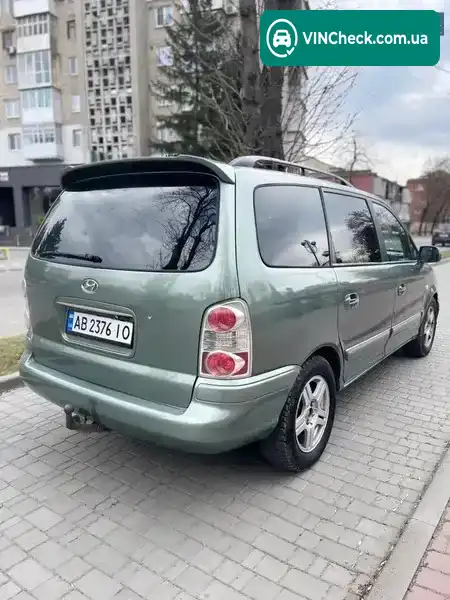 Hyundai Trajet 2004, фото з оголошення 2 з 17, VIN KMHMH81VP4U218730
