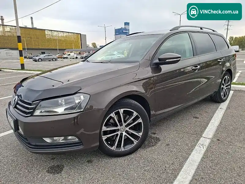 Volkswagen Passat 2013, фото з оголошення 2 з 20, VIN WVWZZZ3CZEE063597