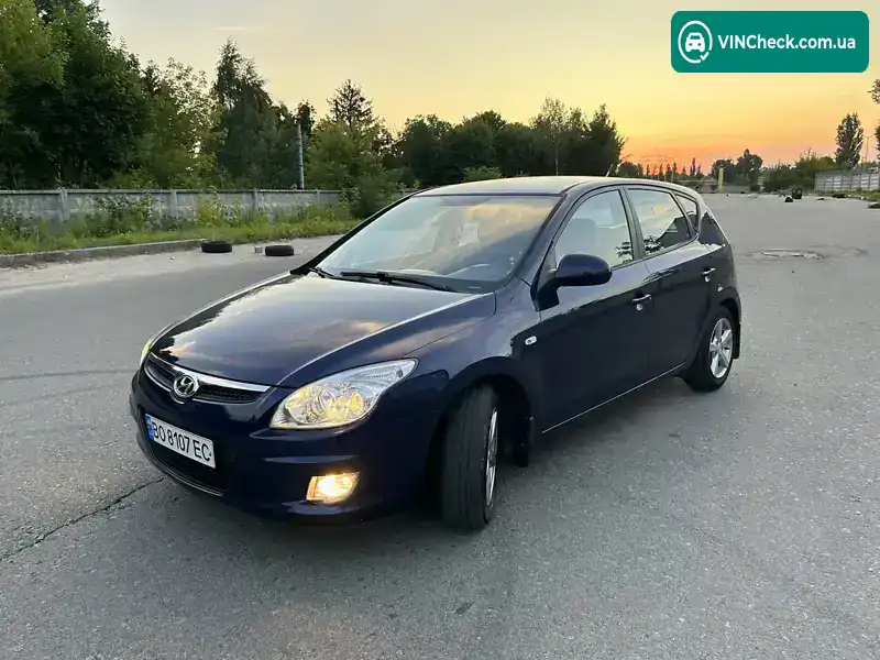 Hyundai i30 2007, фото з оголошення 2 з 17, VIN KMHDC51UP8U039847