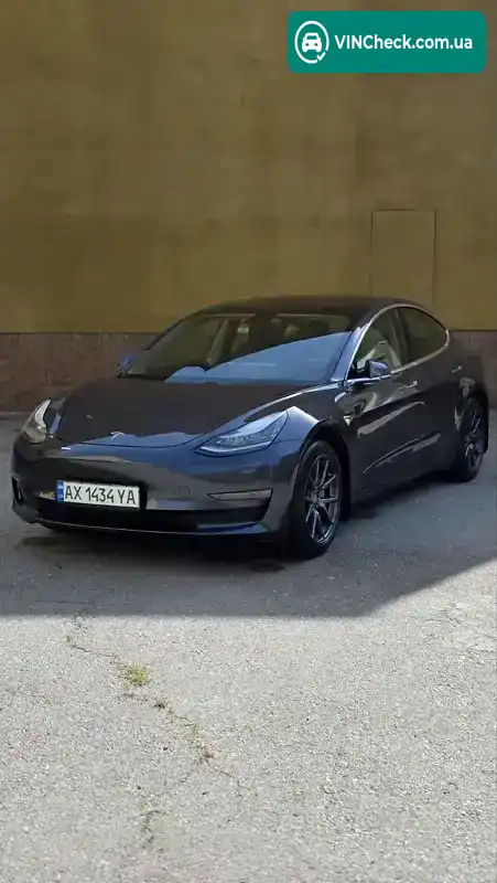 Tesla Model 3 2018, фото з оголошення 1 з 21, VIN 5YJ3E1EA1JF157612