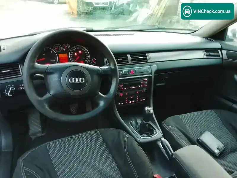 Audi A6 2002, фото з оголошення 1 з 12, VIN WAUZZZ4B12N102228