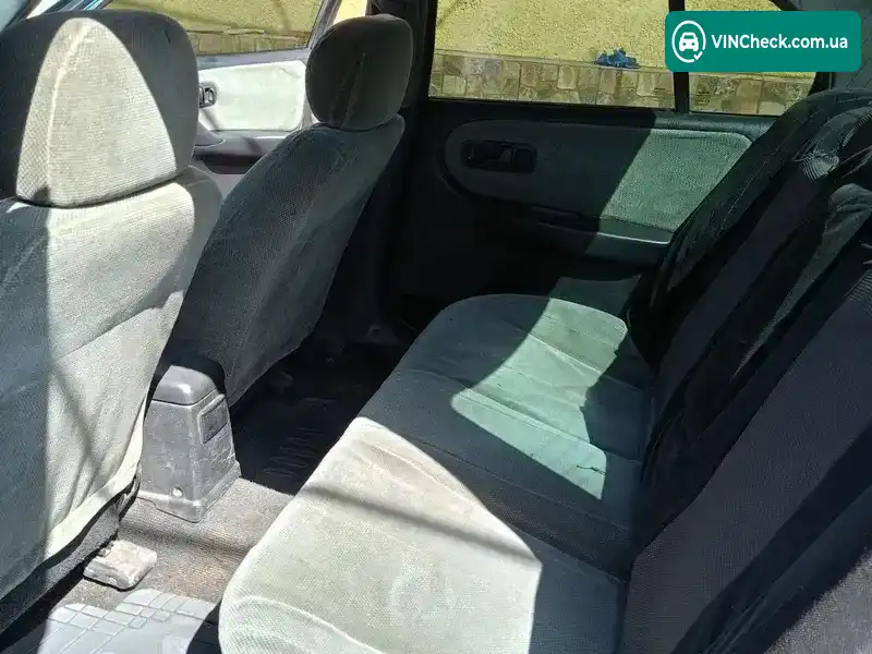 Nissan Primera 1993, фото з оголошення 2 з 12, VIN SJNBAAP10U0366171