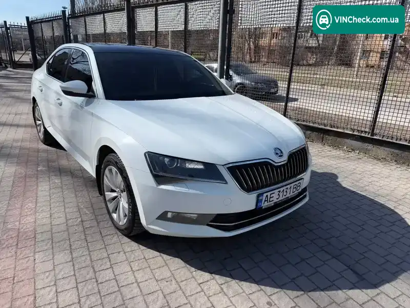 Skoda Superb 2017, фото з оголошення 1 з 15, VIN TMBAL8NP2HB301174