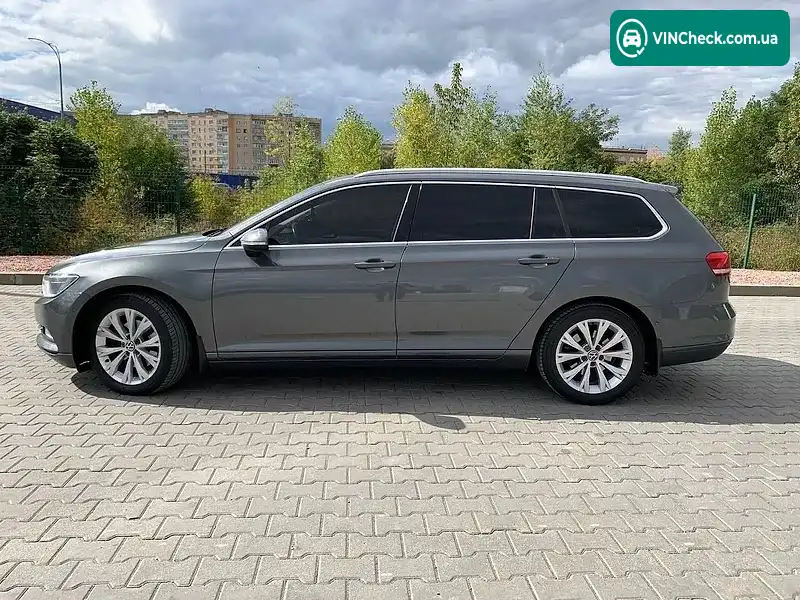 Volkswagen Passat 2016, фото з оголошення 2 з 20, VIN WVWZZZ3CZGE180912