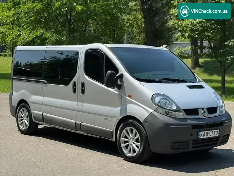 Renault Trafic 2005, фото з оголошення 2 з 16, VIN VF1JLBCB66Y119504