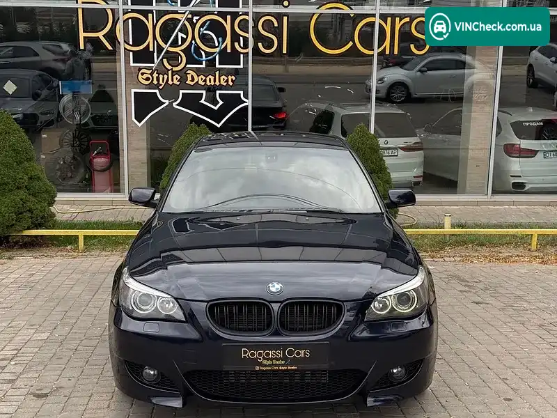 BMW 5 Series 2004, фото з оголошення 2 з 14, VIN WBANC710X0B649777