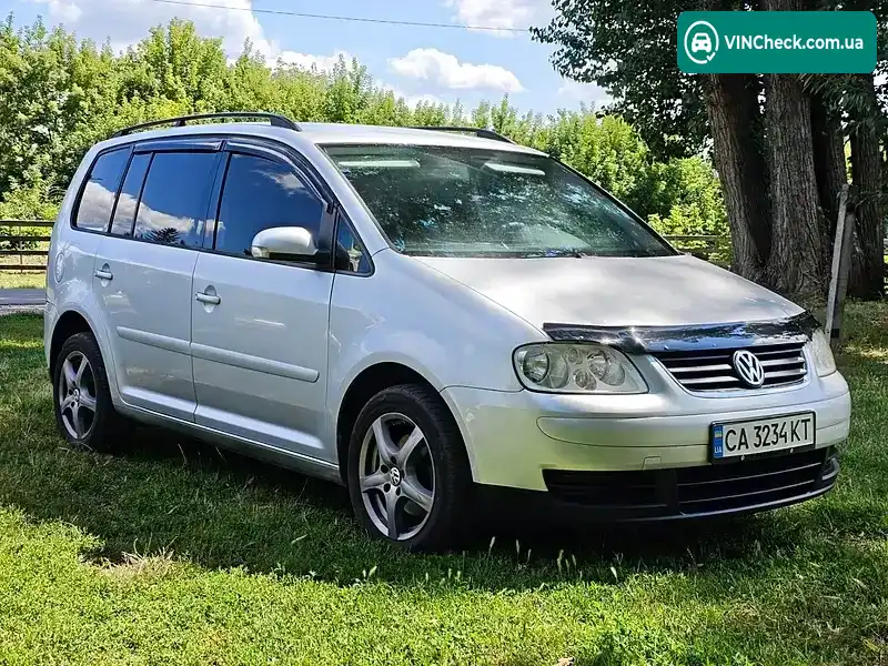 Volkswagen Touran 2005, фото з оголошення 1 з 18, VIN WVGZZZ1TZ5W166589