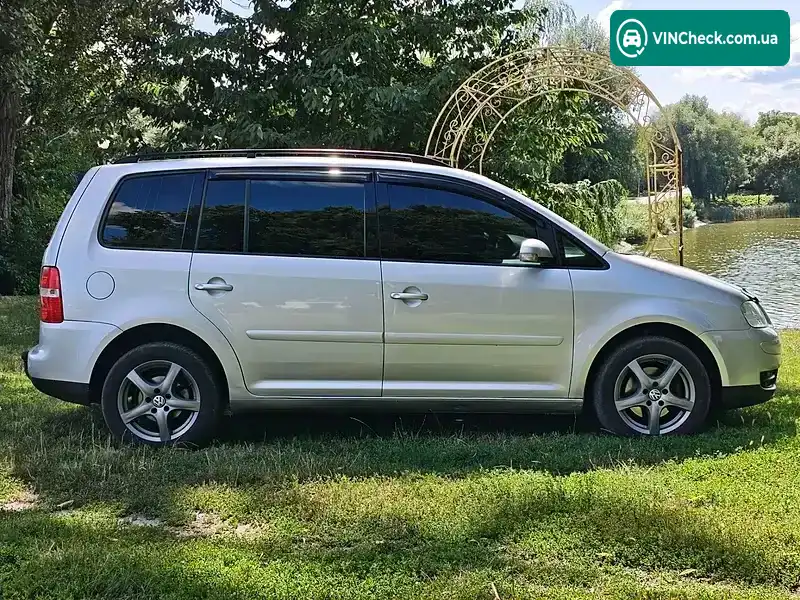 Volkswagen Touran 2005, фото з оголошення 2 з 18, VIN WVGZZZ1TZ5W166589