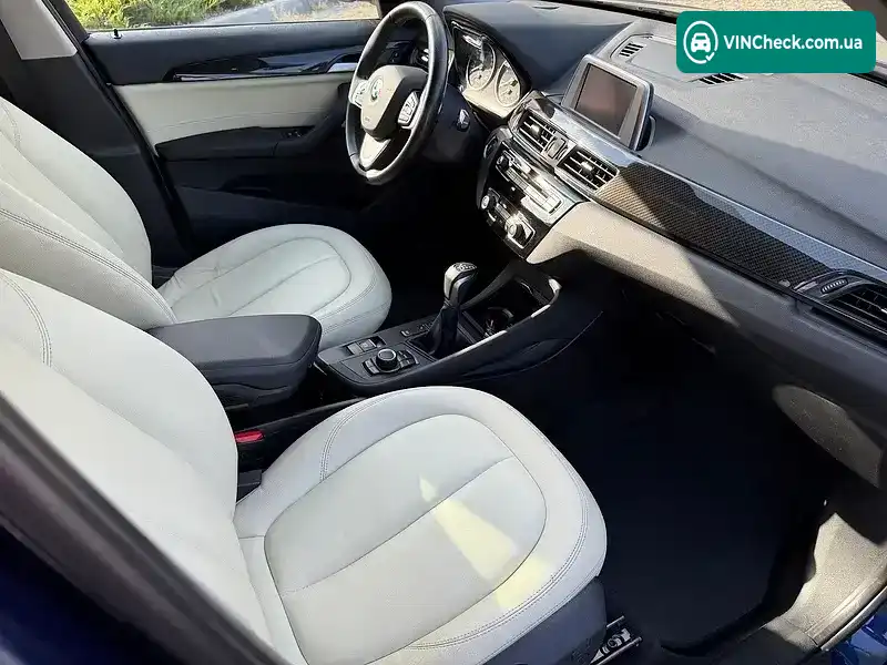 BMW X1 2018, фото з оголошення 2 з 4, VIN WBAHT910203E99752