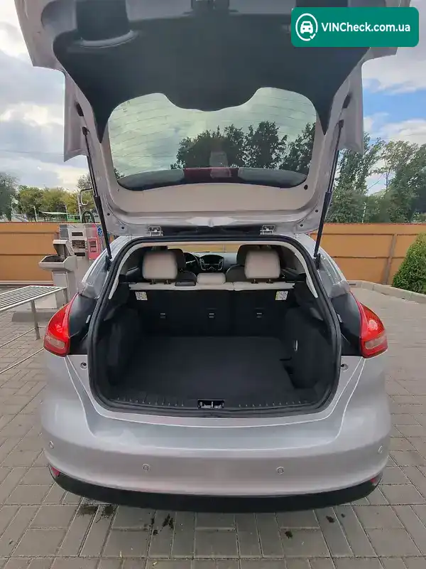 Ford Focus 2018, фото з оголошення 2 з 20, VIN 1FADP3N28JL314137