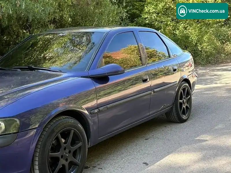 Opel Vectra 1997, фото з оголошення 2 з 6, VIN W0L000038V5191576